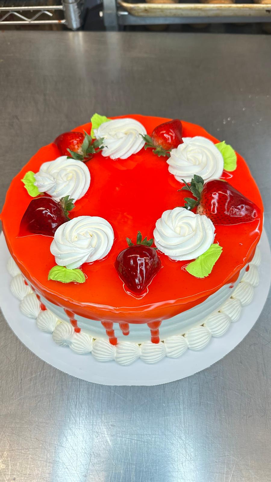 Pastel de fresa con gelatina