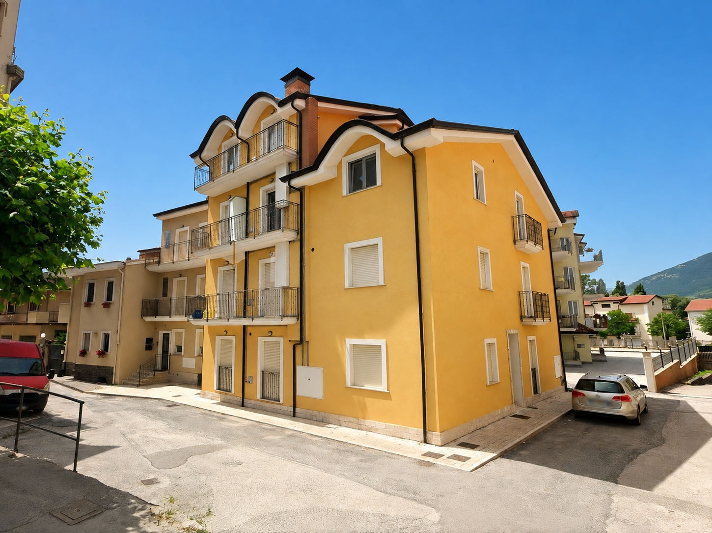 L'edificio della dimora a Castel di Sangro